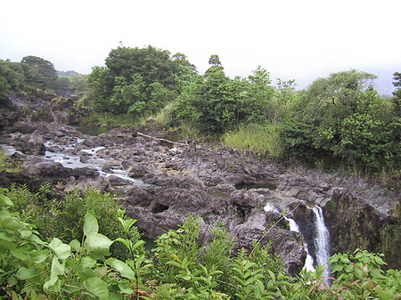 Wasserfall auf Hawaii Foto 