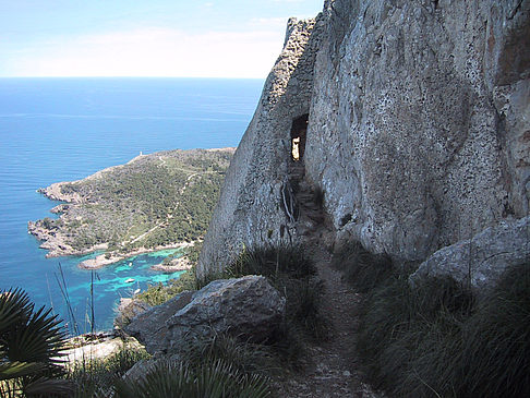 Höhlen im Gebirge - Mallorca